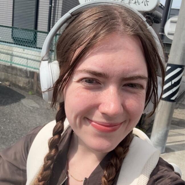 Babysitter in Nagoya: Sophia