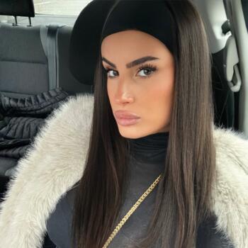 Babysitter in Annemasse: Emma