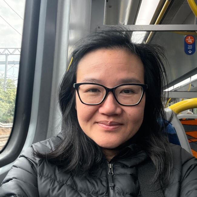 Babysitter in Melbourne: Herlini