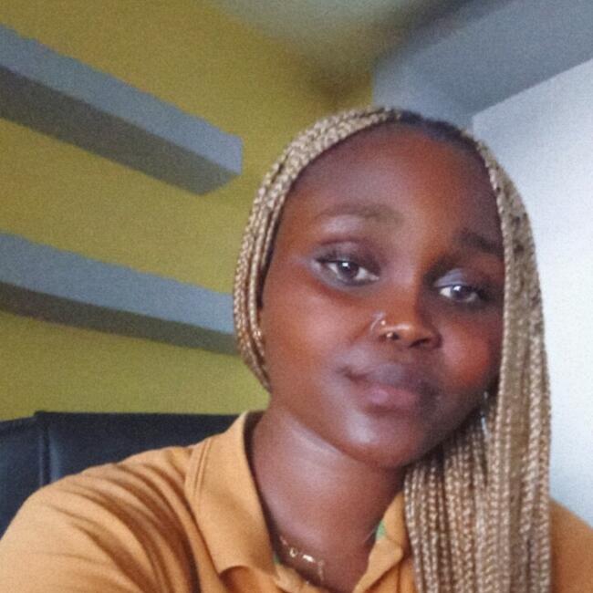 Babysitter in Konya: Adeola