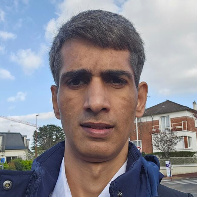 Baby-sitter in Créteil: Gaurav
