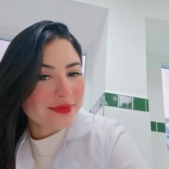 Babá São Paulo (São Paulo): Yasmin