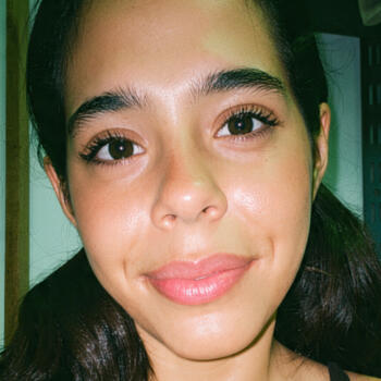 Babysitter Chimbote: Alison