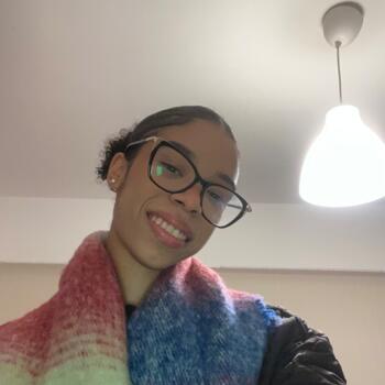 Babysitter in Lisbon: Lídia