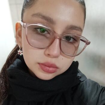 Babysitter in Coronel: Paulette Ignacia