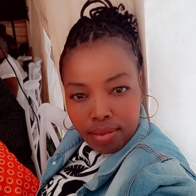 Babysitter in Newcastle: Fikile