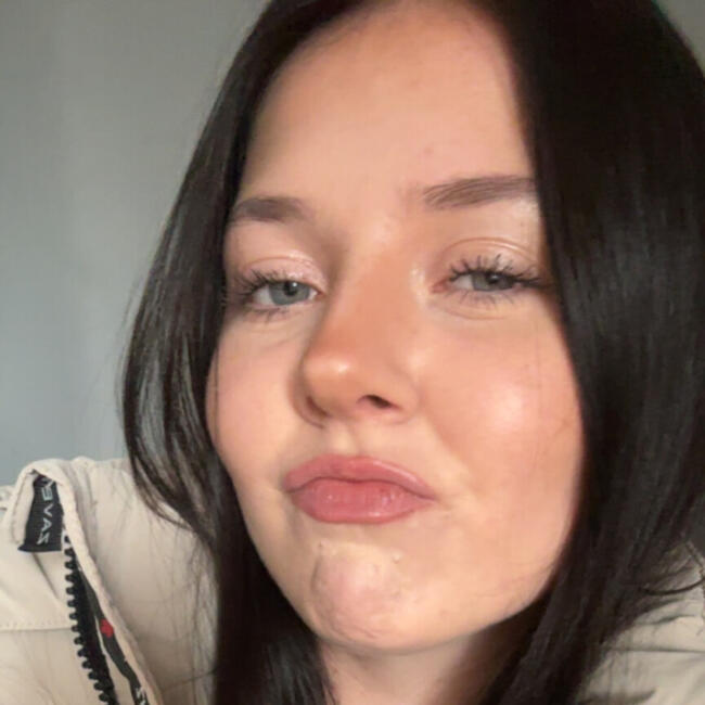 Babysitter in Cardiff: Brea