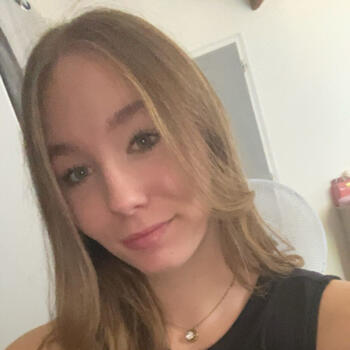 Babysitter in Hèches: Lylou