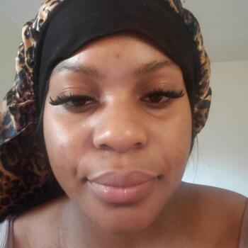 Babysitting job in Montego Bay: babysitting job Debra-Ann