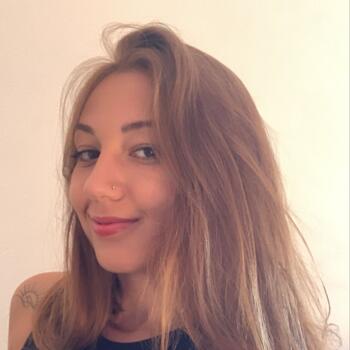 Babysitter in Alcabideche: Iris