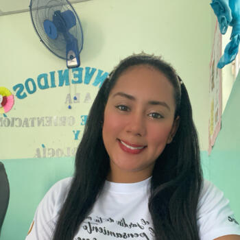 Babysitter in La Romana: Esmeralda