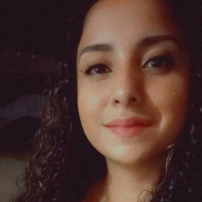 Babysitter in Roxana: Maria Fernanda