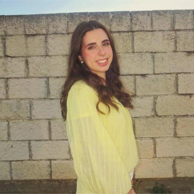 Babysitter in Fazendas de Almeirim: Bianca