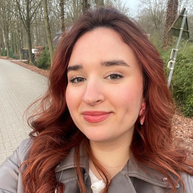 Babysitter in Antwerpen: Denisa