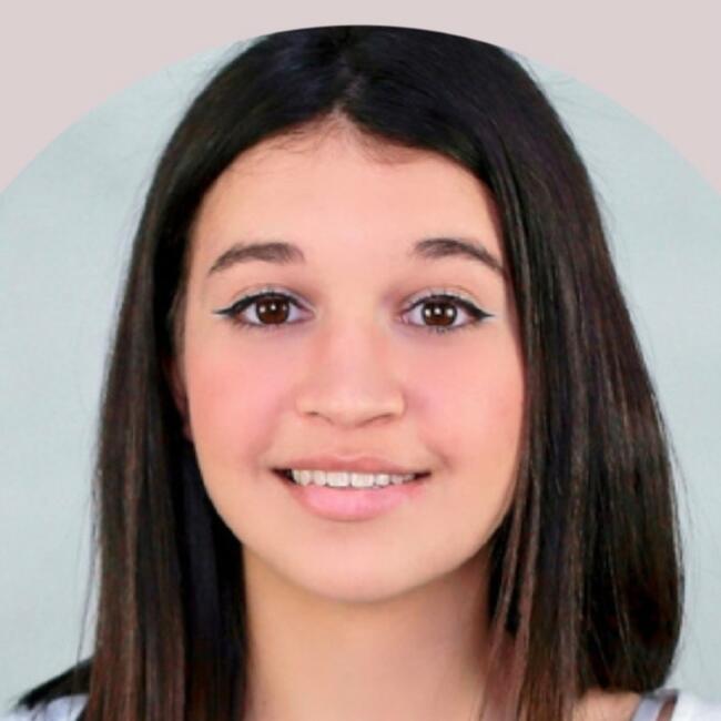 Nanny in Seville: Paula