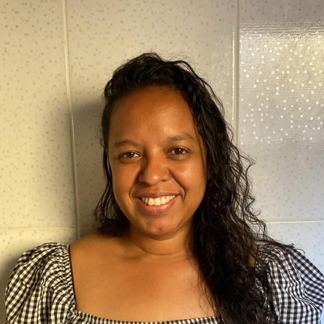 Babysitter in Caieiras: Ivete