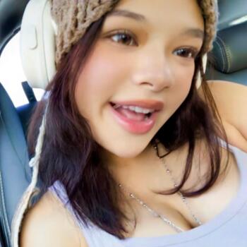 Babysitter in Renton: Malina