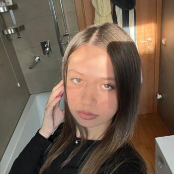 Babysitter in Silea: Elena