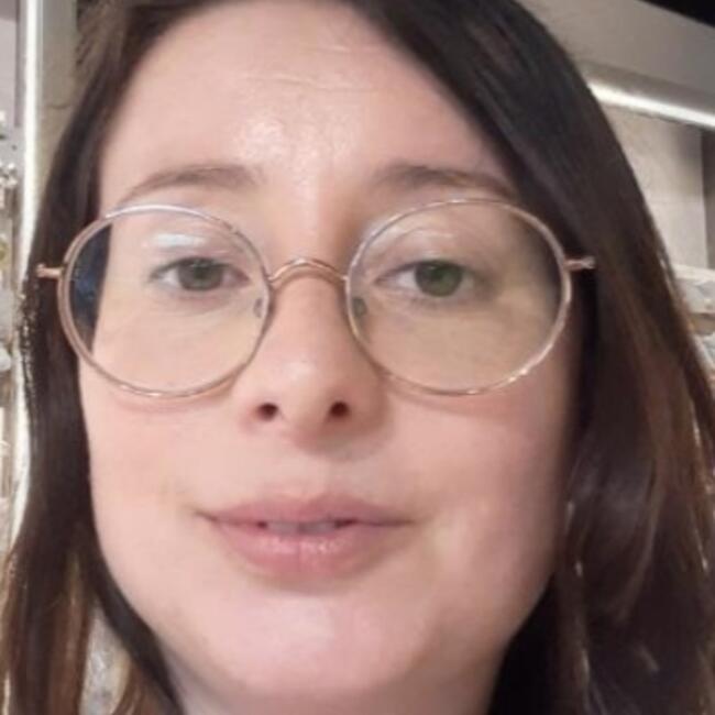 Oppas in Den Haag: Leila