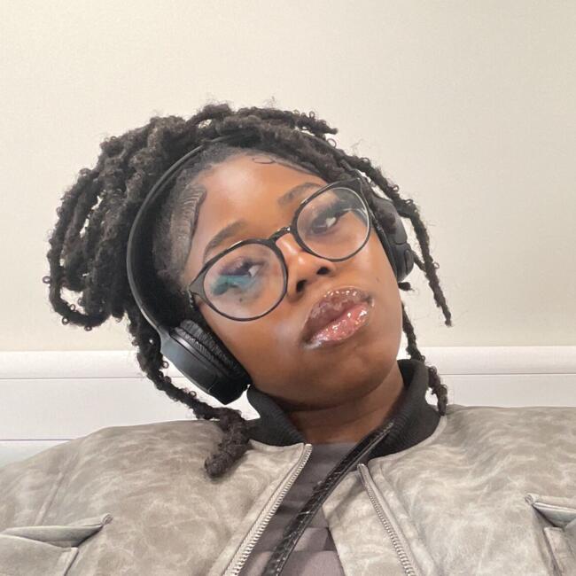 Babysitter in London: Shiji