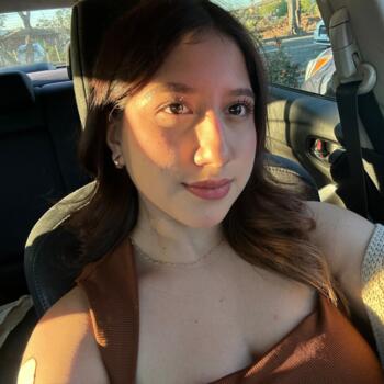 Babysitter San Diego: Camila