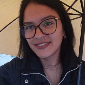 Babysitter in Porto Alegre: Jo