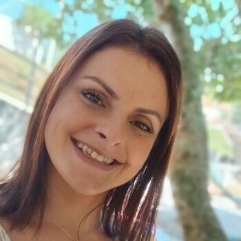 Babá Blumenau: Bruna