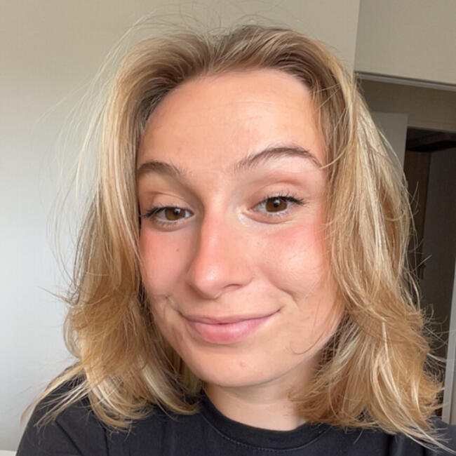 Babysitter in Basse-Goulaine: Elodie