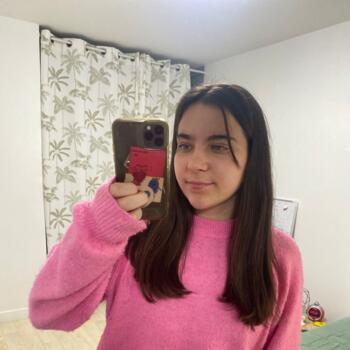 Babysitter in Sainte-Pazanne: Lola