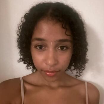 Babysitter in Marseille: Jada