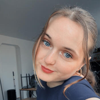 Babysitter Armentières: Camille