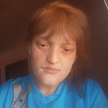 Babysitting job in Goianésia: babysitting job Lorrane