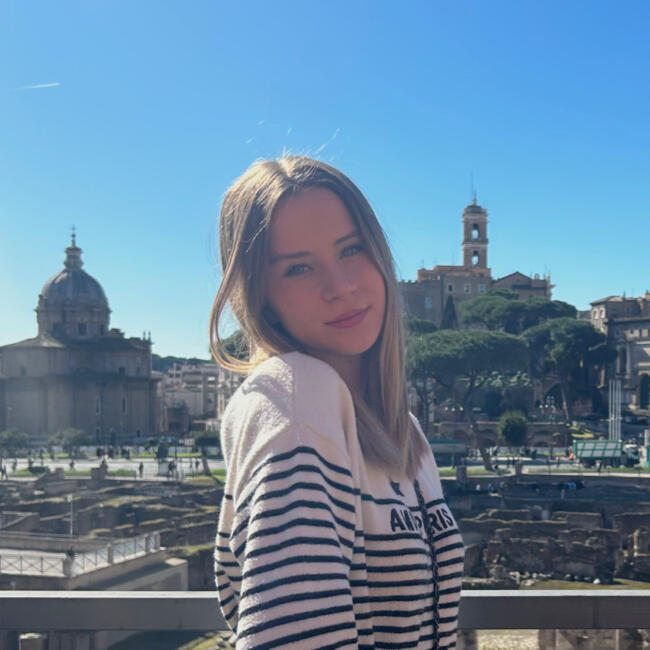 Babysitter in Fonte Alto: Greta