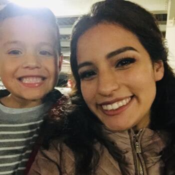 Babysitter in Tijuana: Fernanda