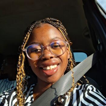 Babysitter in Cape Town: Phenyo