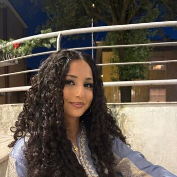 Babysitter in Milan: Hafsa