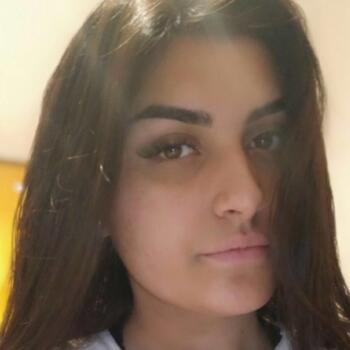 Babysitter in Trets: Carmen