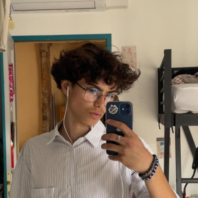 Babysitter in Reims: Alix