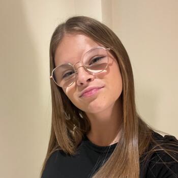 Babysitter in Ans: Maëva