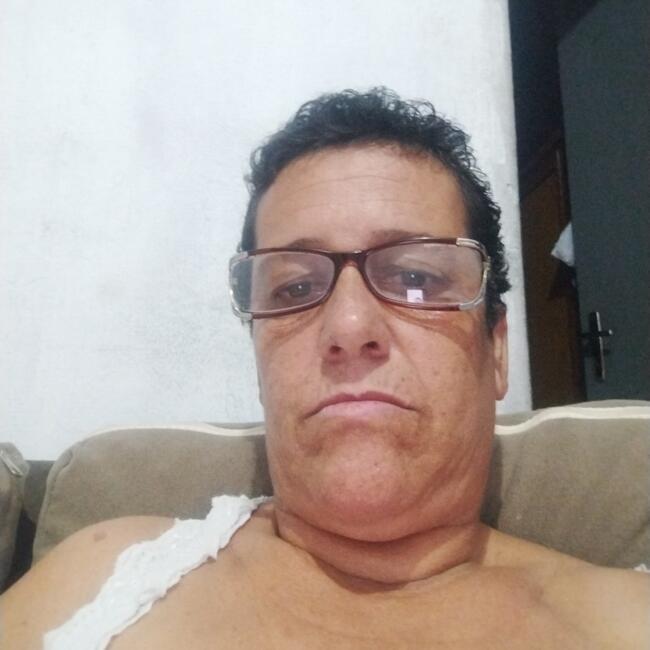 Babysitter in Pinhais: Ellen Elen cristiane da silva