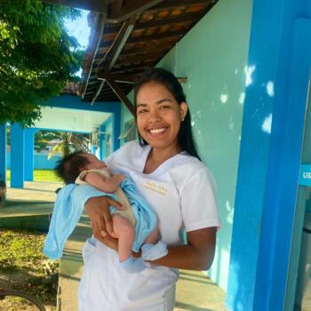 Babysitter in Belém: Nayla