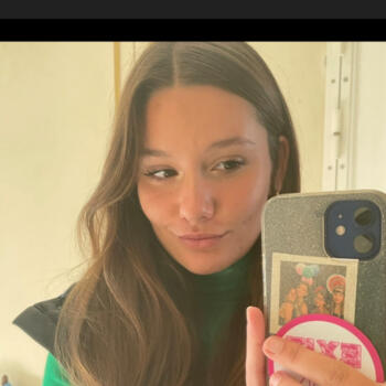 Babysitter in Paris: Philippine