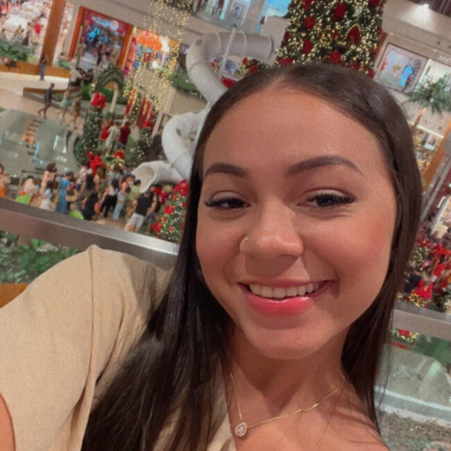 Babysitter in Fortaleza: Ana Caroline