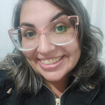 Babá em Carapicuíba: Lea
