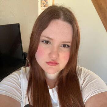 Babysitter in Rouen: Emeline