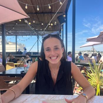 Babysitter in Ustaritz: Célia