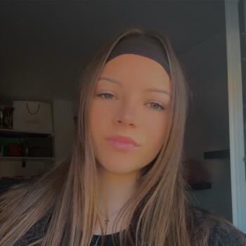 Babysitter in La Crau: Jenylee