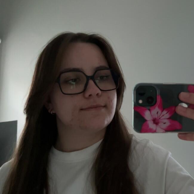 Babysitter in Vantaa: Erin