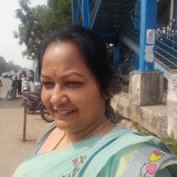 बेबीसिटर चेन्नई: Bhavani