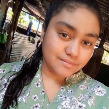 Babysitter in San Salvador: Jazmín